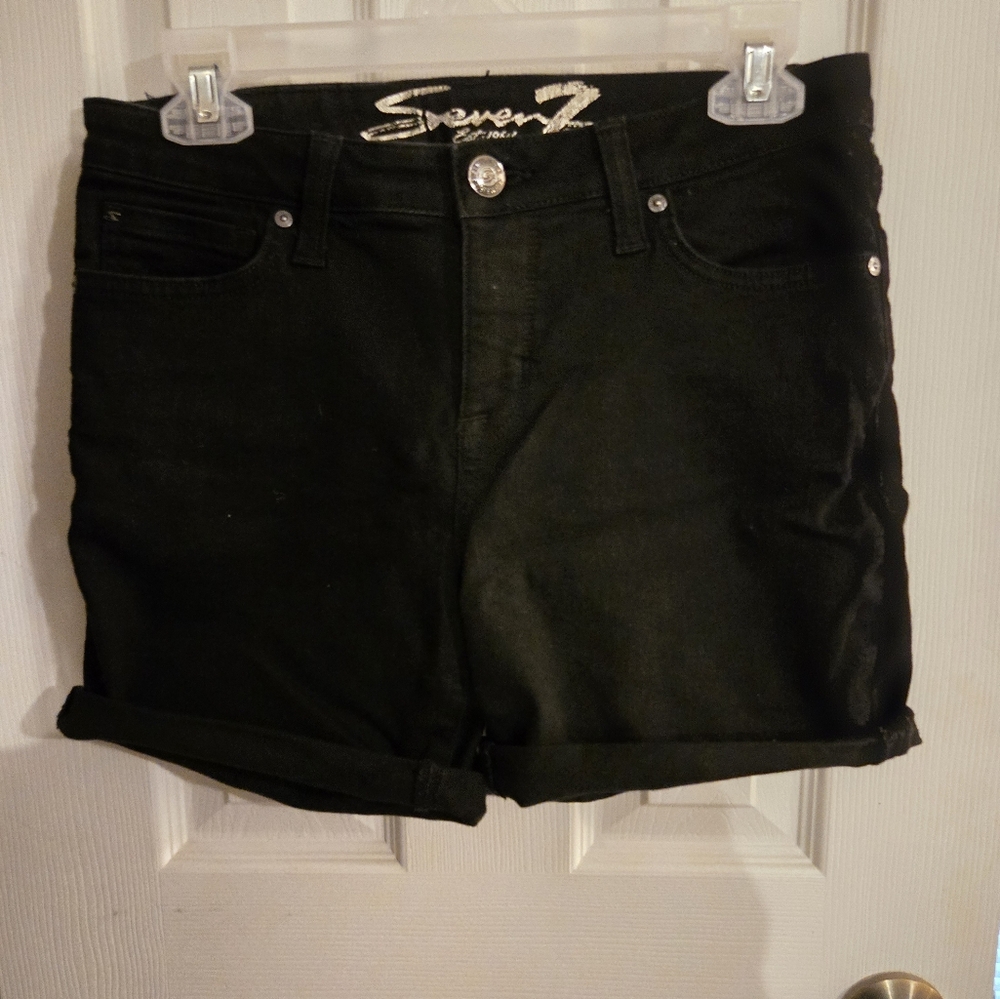 Seven7 High Waist Black Shorts, size 4